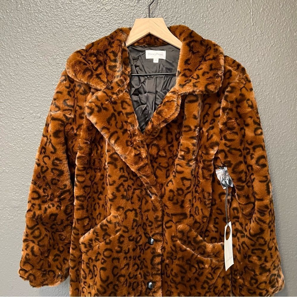 Revolve, Privacy Please Addison Coat in Leopard - Picture 3 of 12